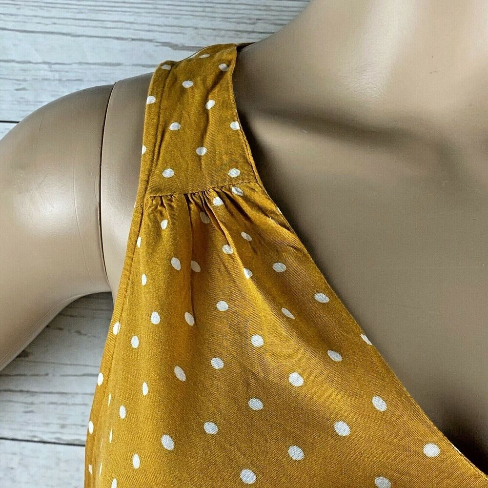 Old Navy Polka Dot Tank Top - Picture 3 of 12